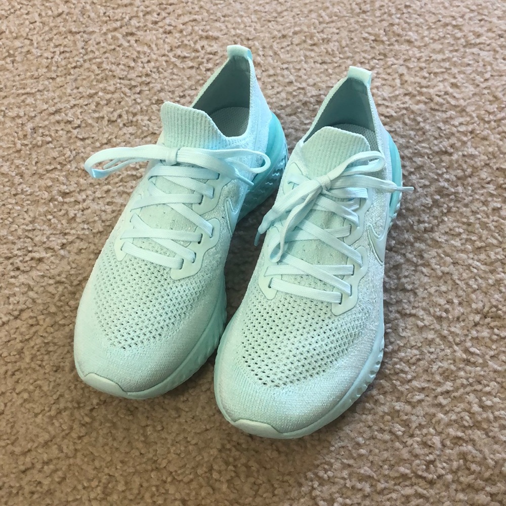 Nike Epic React Sneakers